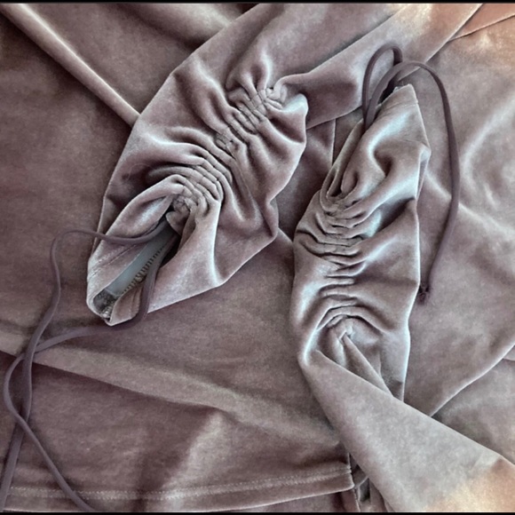 Urban Outfitters Romper sold on Mercari - Picture 4 of 6